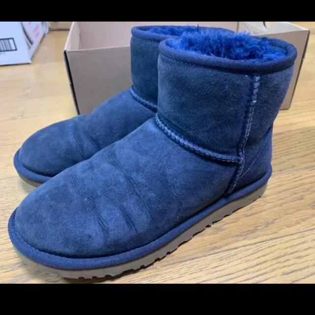 UGG(アグ)のUGG アグ ムートン ブーツ クラシック ミニ レディースの靴/シューズ(ブーツ)の商品写真