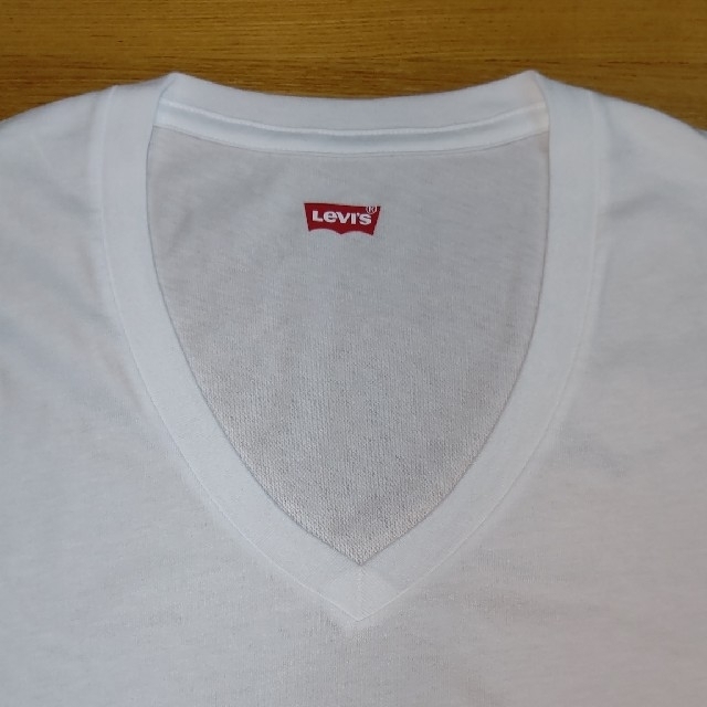Levi's(リーバイス)のLevi's 半袖 Tシャツ Vネック スポーツウェア 部屋着 Lサイズ メンズのトップス(Tシャツ/カットソー(半袖/袖なし))の商品写真