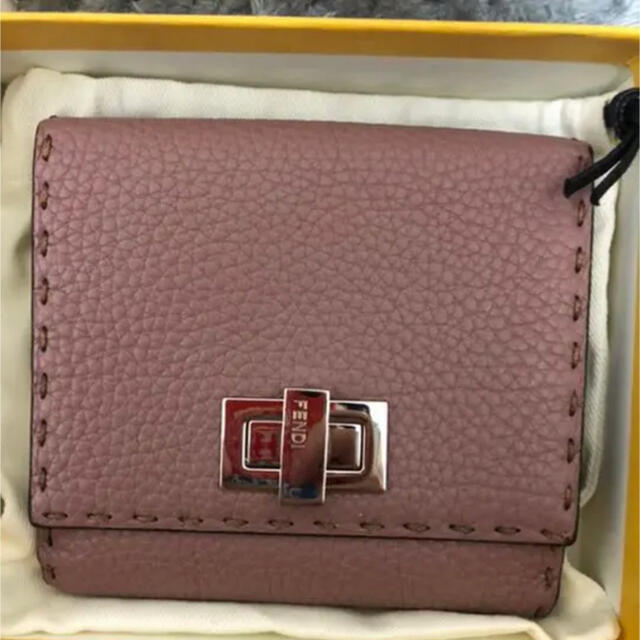 fendi 財布