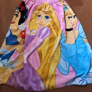 ディズニー(Disney)の女の子用☆ラップタオル(マリン/スイミング)