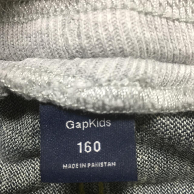 GAP Kids(ギャップキッズ)のGAP キッズズボン160 キッズ/ベビー/マタニティのキッズ服男の子用(90cm~)(パンツ/スパッツ)の商品写真