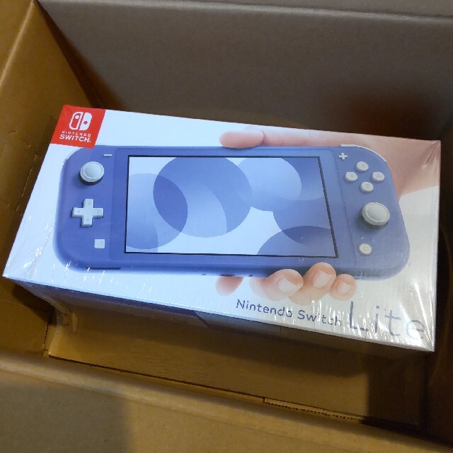 【新品未使用】Nintendo Switchニンテンドースイッチ ライト ブルー
