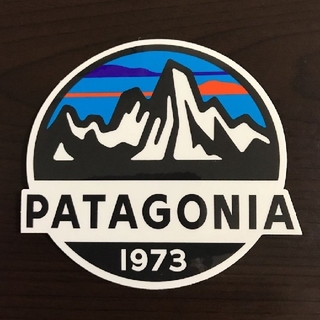 パタゴニア(patagonia)の(縦8.3cm横8.9cm) patagonia 公式ステッカー(その他)