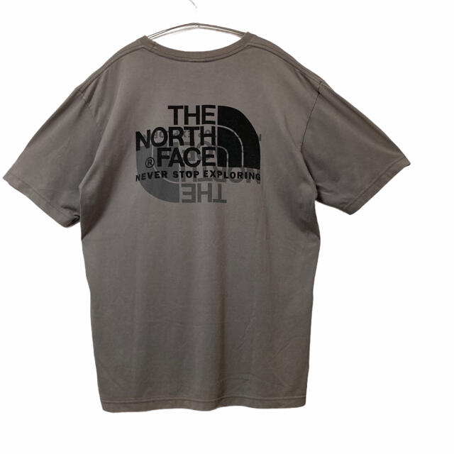 THE NORTH FACE(ザノースフェイス)の【美品】ノースフェイス Tシャツ　半袖　オーバーサイズ　デカロゴ メンズのトップス(Tシャツ/カットソー(半袖/袖なし))の商品写真