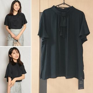 ジャスグリッティー(JUSGLITTY)の★新品タグ付き★ジャスグリッティー★洗える2WAYボウタイエアリーブラウス★黒1(シャツ/ブラウス(半袖/袖なし))