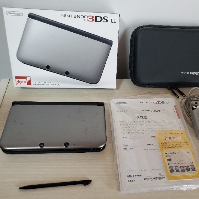 Nintendo 3DS  LL 本体 シルバー/ブラックゲームソフトゲーム機本体