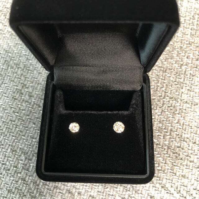 テリテリ！ハートキュー　0.6ct ダイヤモンドpt900 ピアス　鑑別付き