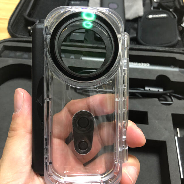 insta 360 one x バッテリー　自撮り棒セット スマホ/家電/カメラのカメラ(ビデオカメラ)の商品写真