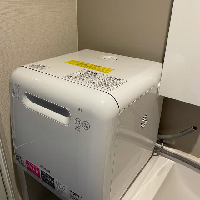 アイリスオーヤマ(アイリスオーヤマ)のIRIS ISHT-5000-W アイリスオーヤマ 食洗機食器洗い乾燥機工事不要 スマホ/家電/カメラの生活家電(食器洗い機/乾燥機)の商品写真