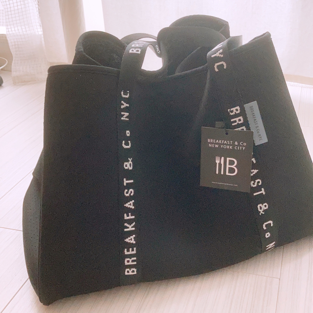 breakfast(ブレックファスト)の☆ネオプレーントートバッグ M ブラック レディースのバッグ(トートバッグ)の商品写真