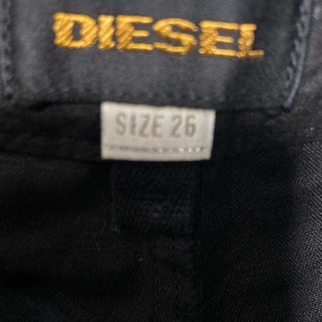 DIESEL(ディーゼル)のdiesel レディースのパンツ(ハーフパンツ)の商品写真