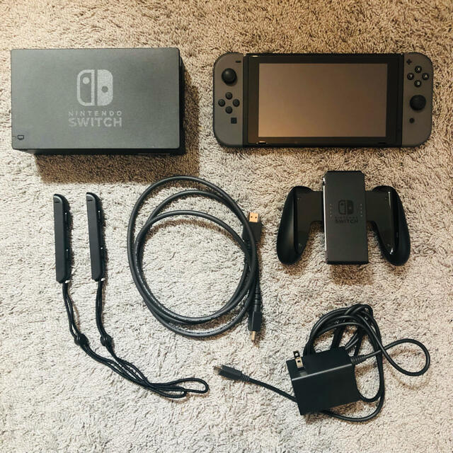 バッテリー持続時間が長くなった任天堂Switch 本体 ケース付き