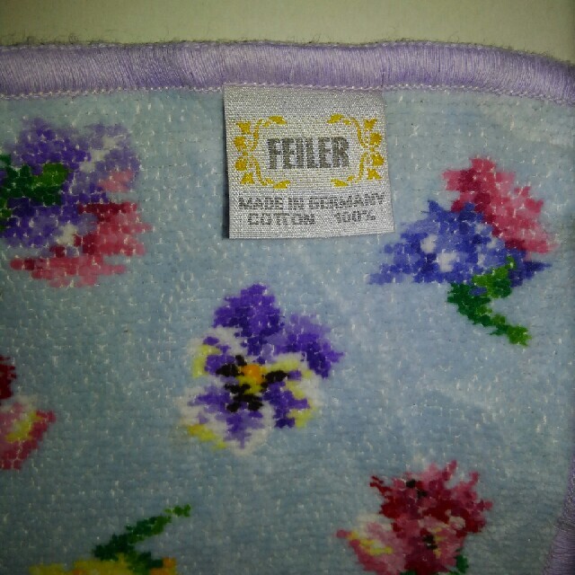 FEILER(フェイラー)のフェイラーハンカチ　花柄 レディースのファッション小物(ハンカチ)の商品写真