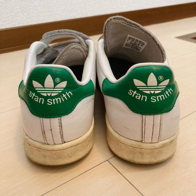 adidas(アディダス)のadidas STAN SMITH スタンスミス ベルクロ グリーン ホワイト レディースの靴/シューズ(スニーカー)の商品写真