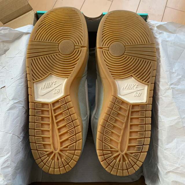 NIKE(ナイキ)の[海外限定28.5cm]NIKESB DUNK LOW PRO ナイキダンクロー メンズの靴/シューズ(スニーカー)の商品写真