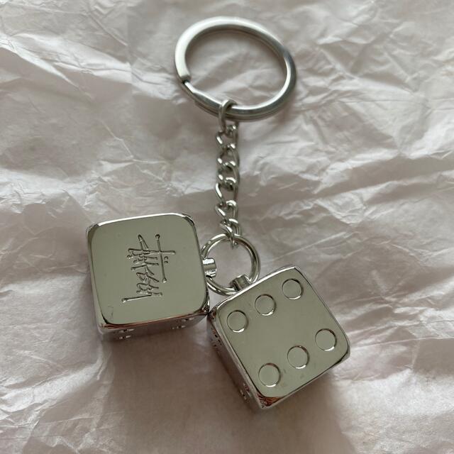 STUSSY - STUSSY Metal Dice Keychainの通販 by るる STUSSY - STUSSY Metal Dice Keychainの通販 by るる