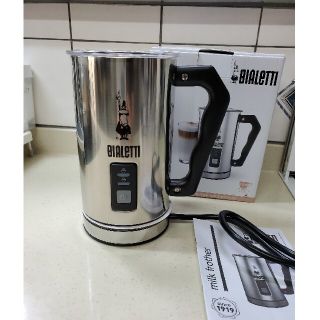 BIALETTI ビアレッティ ミルクフローサー MK01の通販 by ganguroko's ...