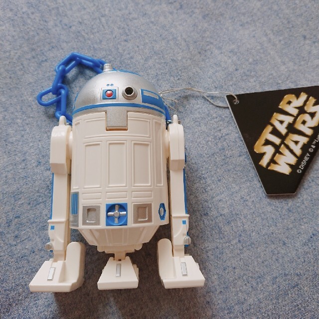 Disney(ディズニー)の新品＊R2D2ミニスナックケース エンタメ/ホビーのおもちゃ/ぬいぐるみ(キャラクターグッズ)の商品写真