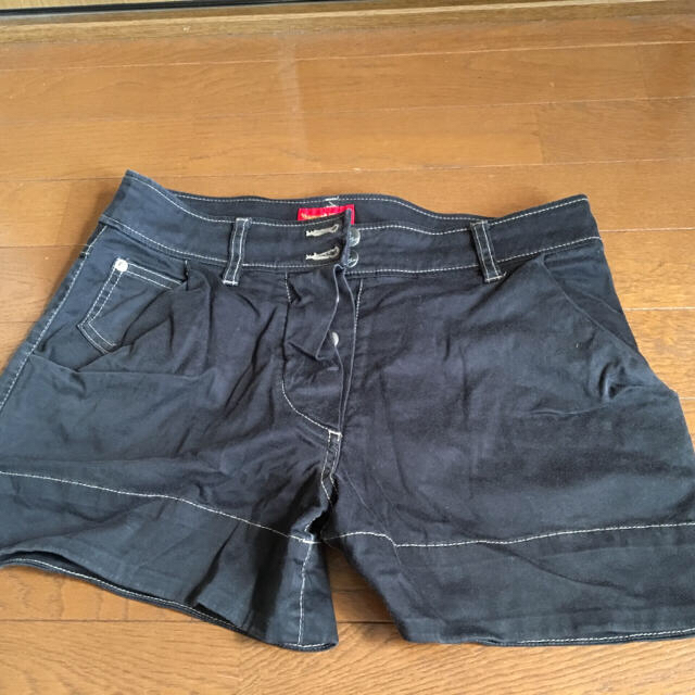 Vivienne Westwood(ヴィヴィアンウエストウッド)のVivienneWestwood RED LABEL ショートパンツ レディースのパンツ(ショートパンツ)の商品写真