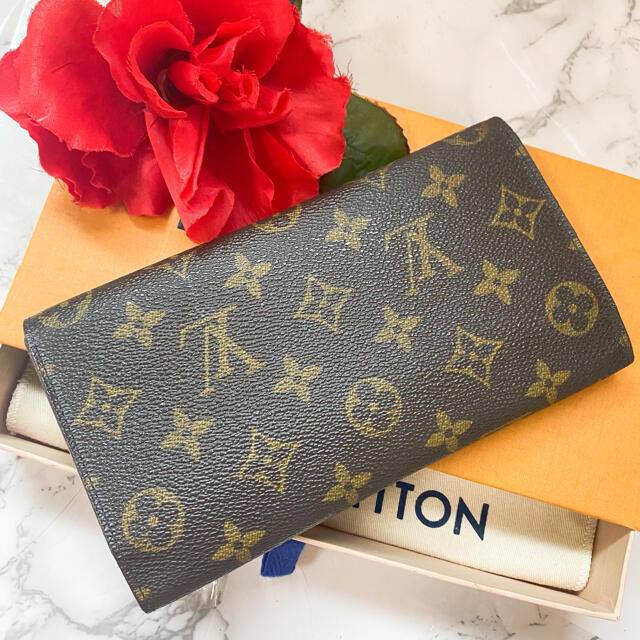 LOUIS VUITTON(ルイヴィトン)の正規品　美品　ルイヴィトン　長財布 レディースのファッション小物(財布)の商品写真