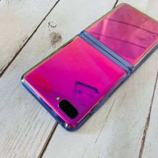 サムスン(SAMSUNG)のGalaxy Z Flip Mirror Purple 256GB SIMフリー(スマートフォン本体)