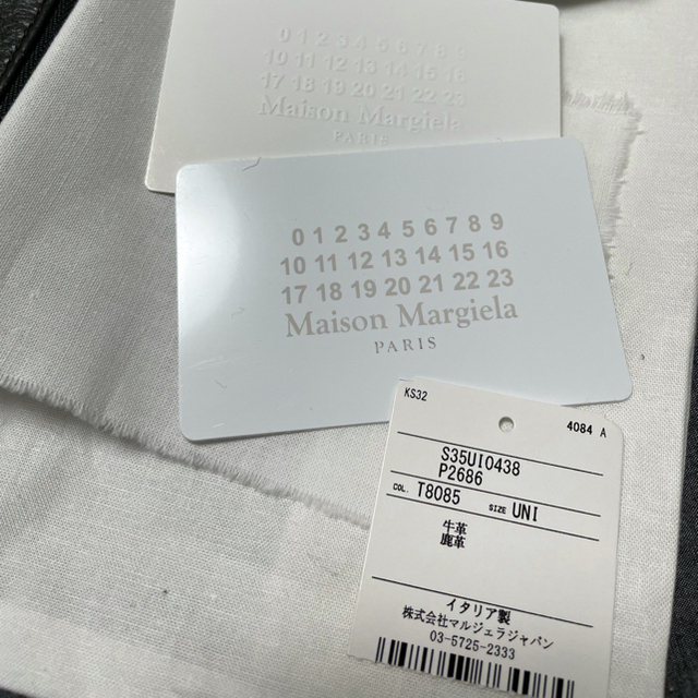 Maison Martin Margiela(マルタンマルジェラ)のメゾンマルジェラ Maison Margiela 二つ折り 財布 グレー メンズのファッション小物(折り財布)の商品写真