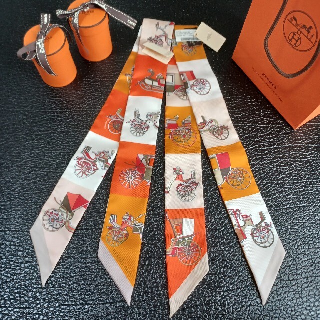 与え ツイリー 精巧な馬車 3broadwaybistro.com