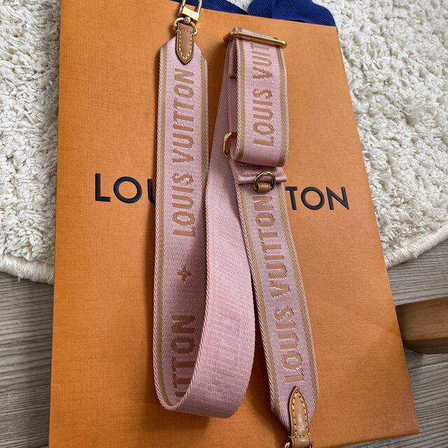 LOUIS VUITTON ショルダーストラップ