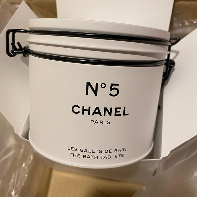 CHANEL シャネル　ファクトリー5  N°5 バスタブレット