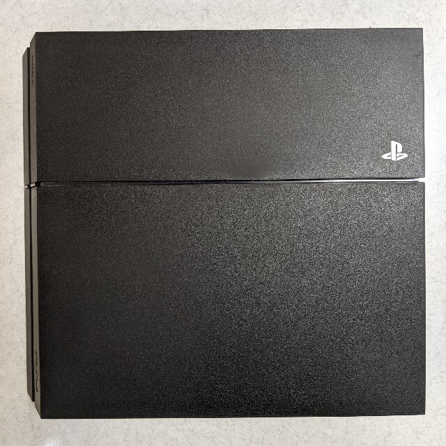 PlayStation4(プレイステーション4)のPlayStation4 本体 CUH-1200 エンタメ/ホビーのゲームソフト/ゲーム機本体(家庭用ゲーム機本体)の商品写真