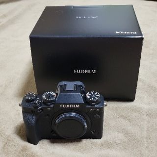 フジフイルム(富士フイルム)のほぼ新品 FUJIFILM X-T4 富士フイルム ミラーレス一眼(ミラーレス一眼)