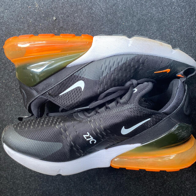 NIKE(ナイキ)のNIKE Air Max 270 メンズの靴/シューズ(スニーカー)の商品写真