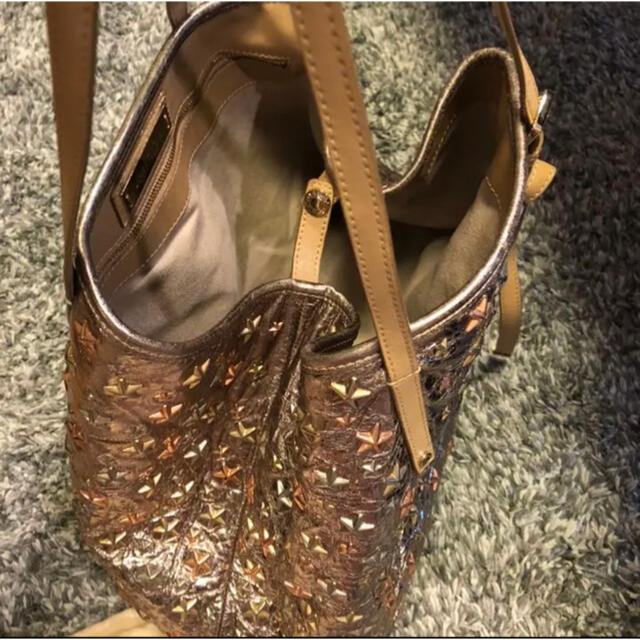 JIMMY CHOO(ジミーチュウ)のジミーチュウ  キラキラ　トートバッグ レディースのバッグ(トートバッグ)の商品写真