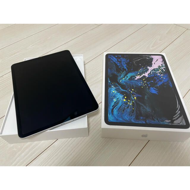 25%OFF】 iPad - 64GB 第一世代 Pro(11インチ)セルラーモデル 【美