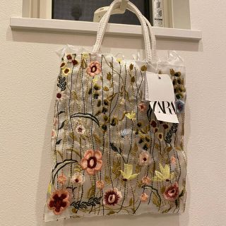 ZARA 花バッグ  未使用タグ付き(トートバッグ)