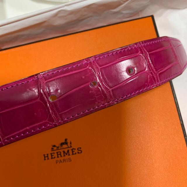 Hermes(エルメス)の新品未使用　HERMES エルメス　クロコベルト　フューシャピンク85 レディースのファッション小物(ベルト)の商品写真