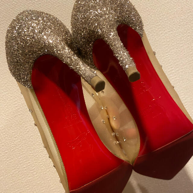 Christian Louboutin(クリスチャンルブタン)のLily様　ルブタン♡パンプス レディースの靴/シューズ(ハイヒール/パンプス)の商品写真