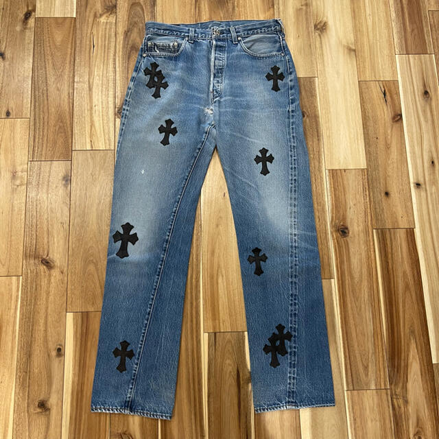 Chrome Hearts(クロムハーツ)の①レア クロムハーツ リーバイス 501 赤耳 クロスパッチ デニム サイズ31 メンズのパンツ(デニム/ジーンズ)の商品写真