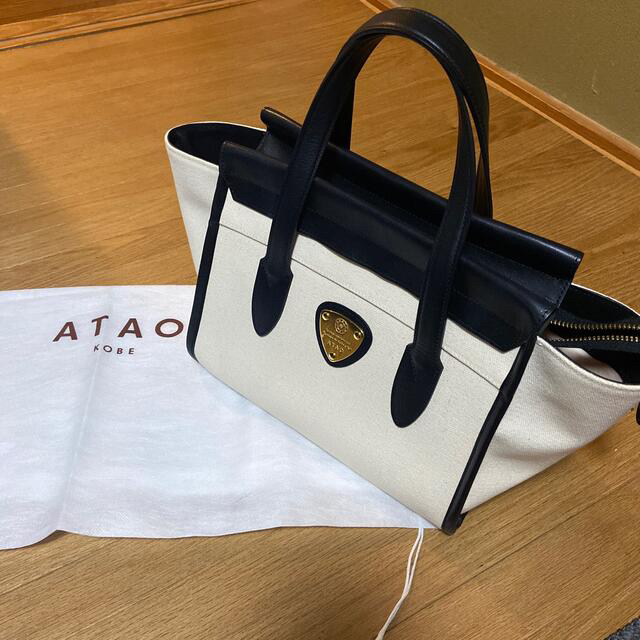 ATAO(アタオ)のアタオ 　ＡＴＡＯ　バッグ　トート　ピッコラ　 帆布　 レディースのバッグ(ハンドバッグ)の商品写真