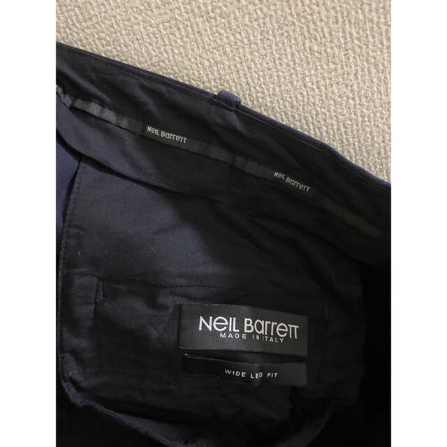 NEIL BARRETT(ニールバレット)のNEIL BARRETT ネイビー　52 スラックス パンツ　メンズ高級ブランド メンズのパンツ(その他)の商品写真