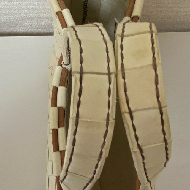 HENRY BEGUELIN(エンリーべグリン)のHenry cuir マルガリータ ホワイト レディースのバッグ(トートバッグ)の商品写真