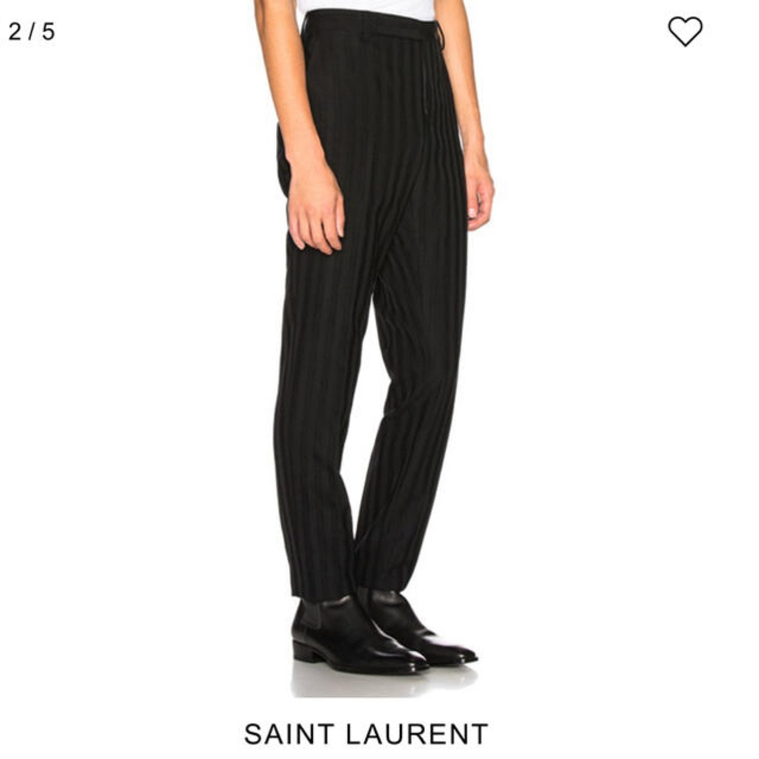 Saint Laurent(サンローラン)の定価 143,000円。  サンローラン    メンズのパンツ(スラックス)の商品写真