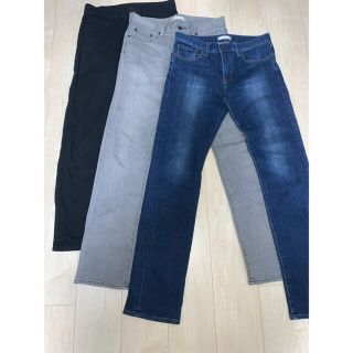 ユニクロ(UNIQLO)の【3点セット】ユニクロ　ジーンズ（ブラック・ブルー・グレー） 30インチ(デニム/ジーンズ)