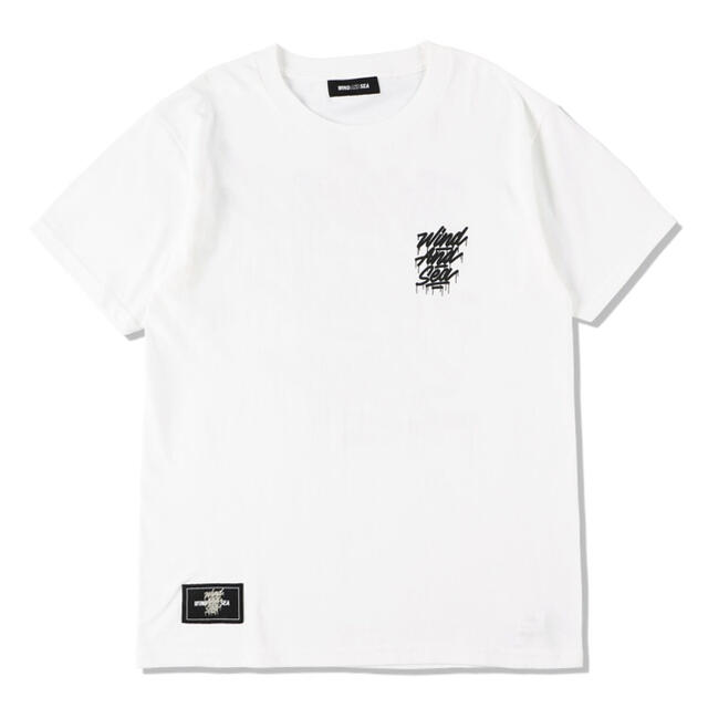 SEA(シー)のウィンダンシー　IT’S A LIVING WDS (TAGGING)TEE メンズのトップス(Tシャツ/カットソー(半袖/袖なし))の商品写真