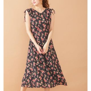 ジルバイジルスチュアート(JILL by JILLSTUART)の未使用タグ付＊花柄ドットワンピース【ブラック】(ロングワンピース/マキシワンピース)