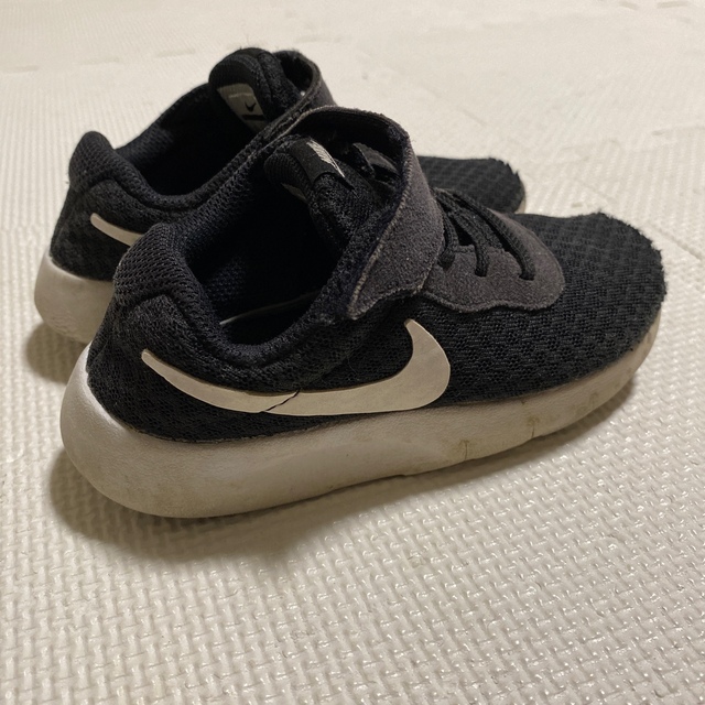 NIKE(ナイキ)のNIKE ナイキ　タンジュン　15㎝ キッズ/ベビー/マタニティのキッズ靴/シューズ(15cm~)(スニーカー)の商品写真