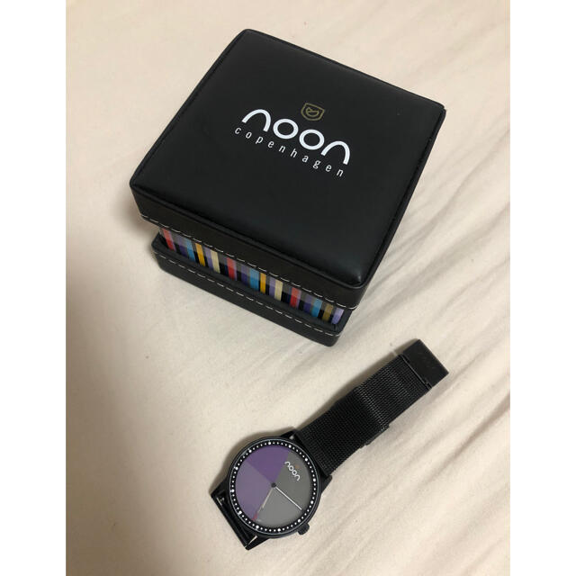 noon copenhagen(ヌーンコペンハーゲン)のNOON 腕時計　紫 レディースのファッション小物(腕時計)の商品写真