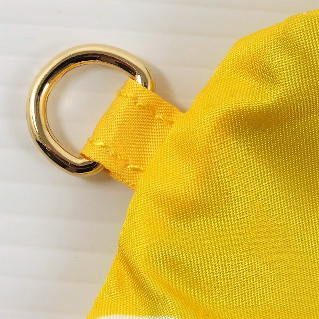 MOSCHINO(モスキーノ)の幸運の黄色エコバック MOSCHINOモスキーノパフューム限定新品 レディースのバッグ(エコバッグ)の商品写真