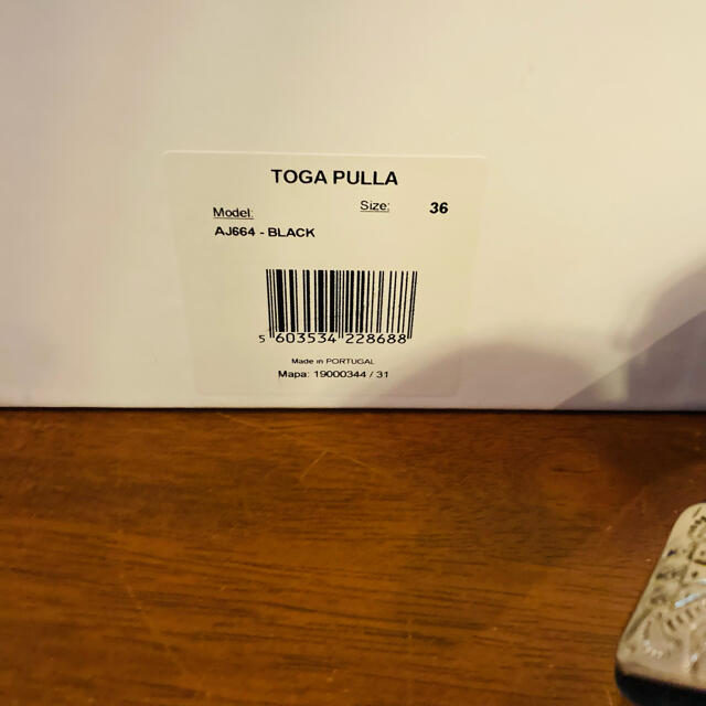 TOGA(トーガ)のTOGA PULLA トーガプルラ　メタルスニーカーサンダル レディースの靴/シューズ(サンダル)の商品写真