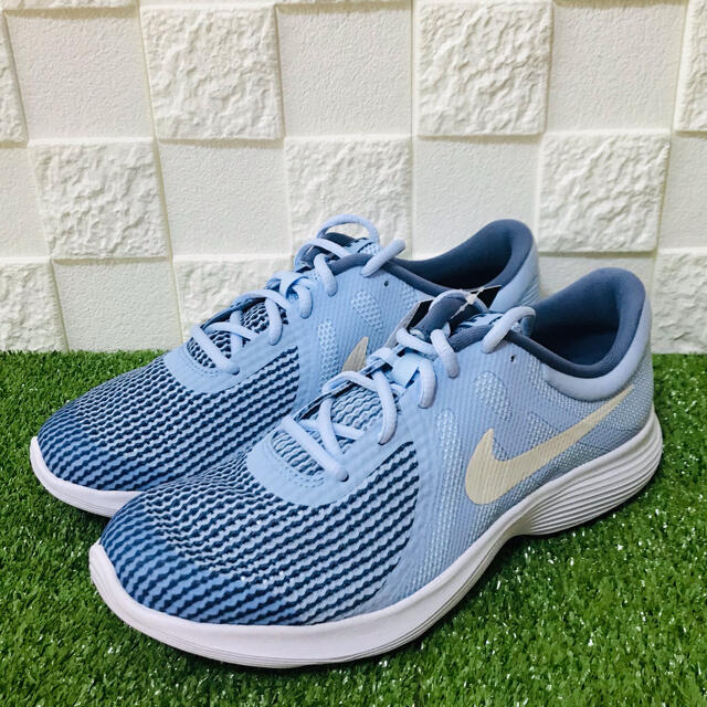 ナイキ　NIKE  スニーカー　25